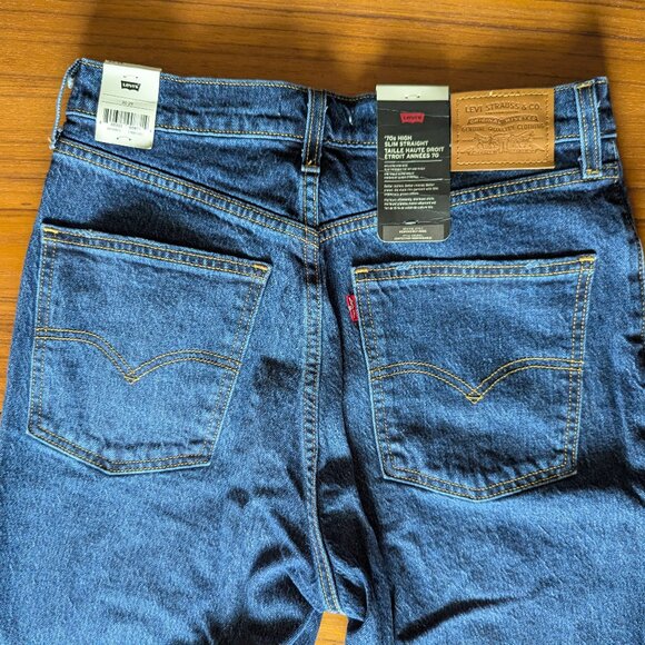 Levi's 70's High Rise Slim Straight Women's Jeans - Picture 7 of 9